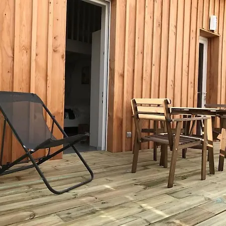 Petite Maison Centre-ville Les Bains *